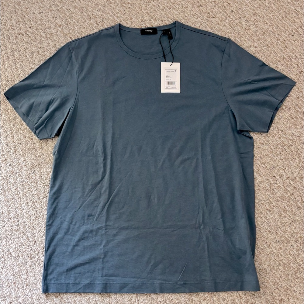 Theory Men's t shirt. New with tags